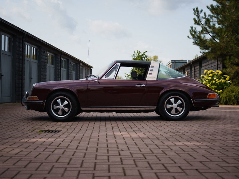 Porsche 911 E
