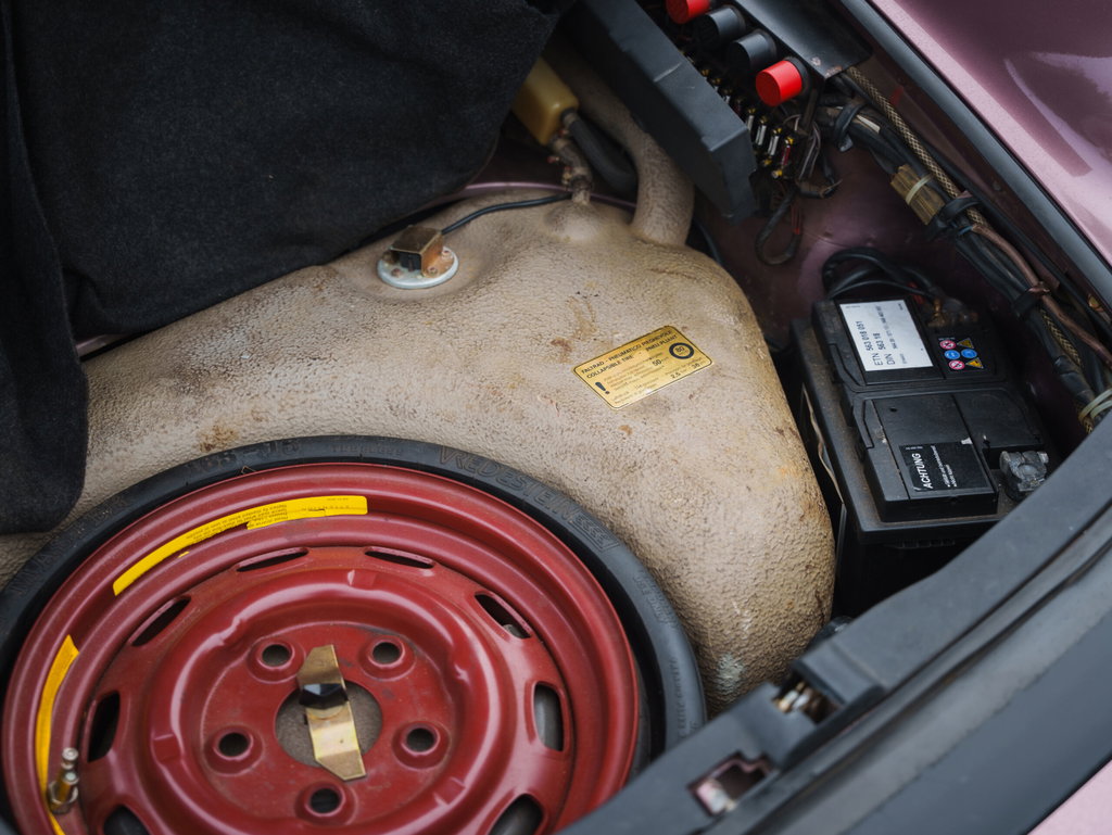 Porsche 911 Carrera 3.2 (US)