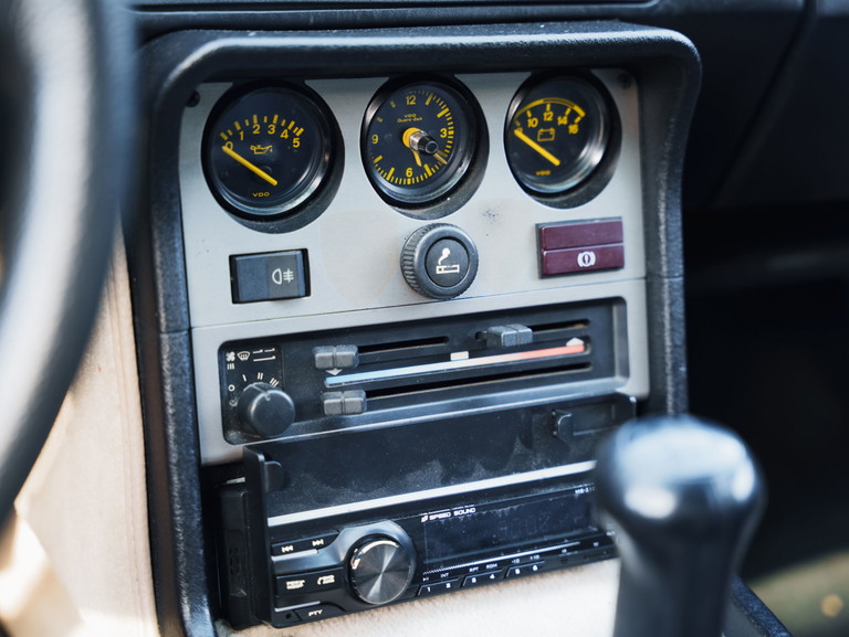 Porsche 944 Coupé