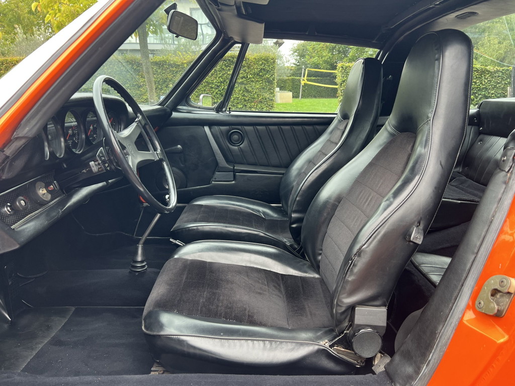 Porsche 911 T