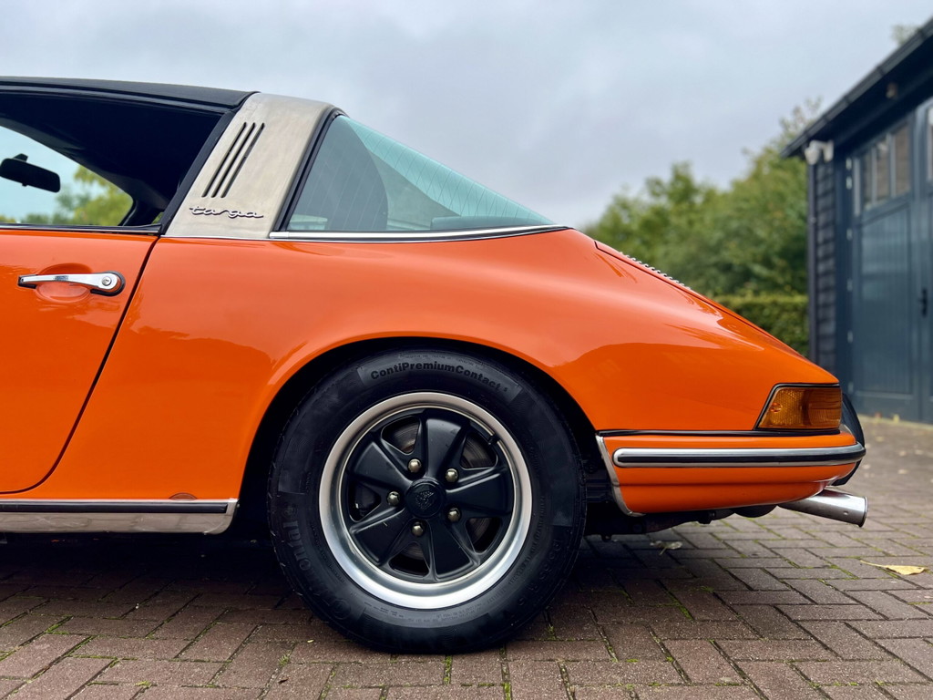 Porsche 911 T