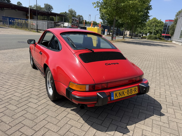Porsche 911 Carrera 3.2
