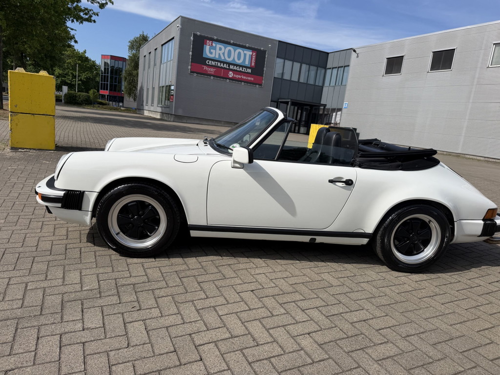 Porsche 911 Carrera 3.2