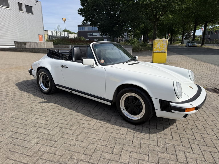 Porsche 911 Carrera 3.2
