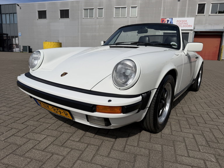 Porsche 911 Carrera 3.2