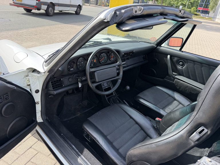 Porsche 911 Carrera 3.2