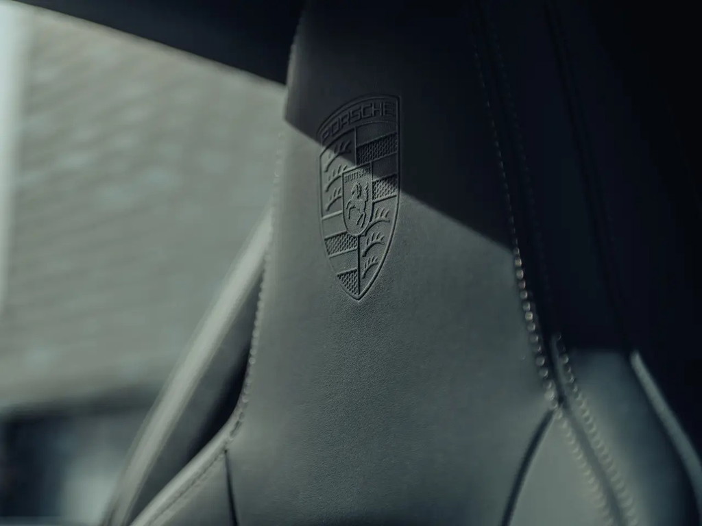 Porsche 992.2 Carrera