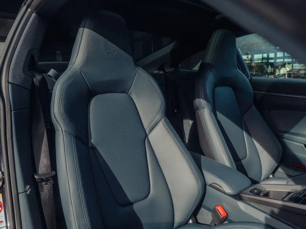 Porsche 992.2 Carrera
