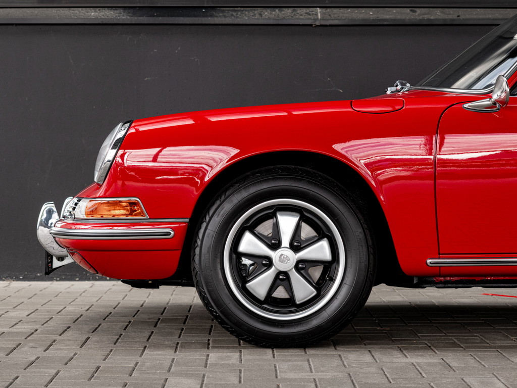 Porsche 911 (F-Modell)