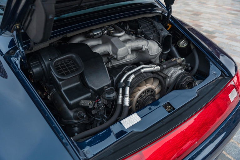 Porsche 993 Carrera 4S