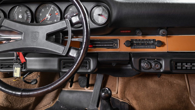 Porsche 911 T (US)
