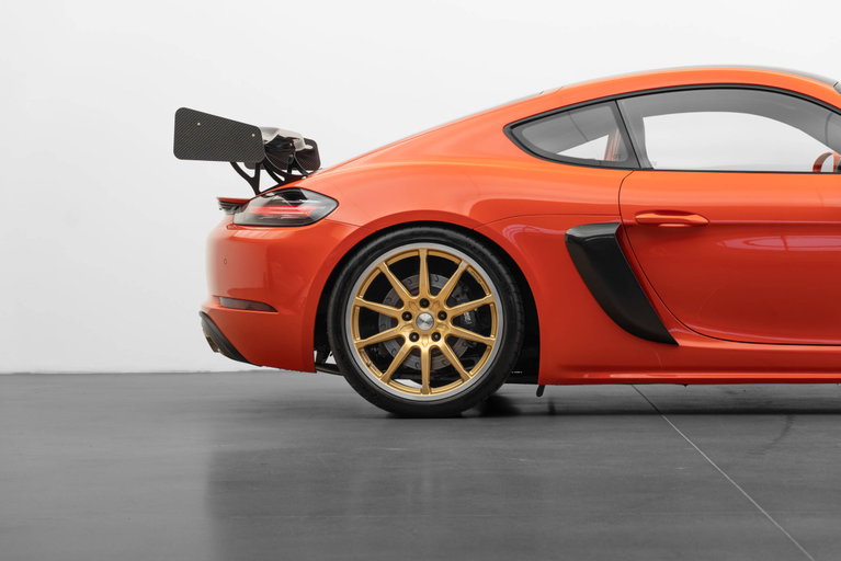 Porsche 718 Cayman S