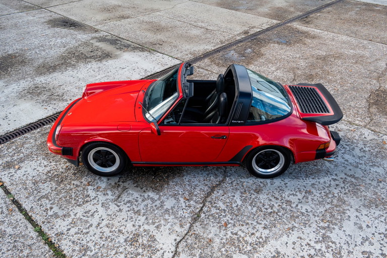 Porsche 911 Carrera 3.2 (US)