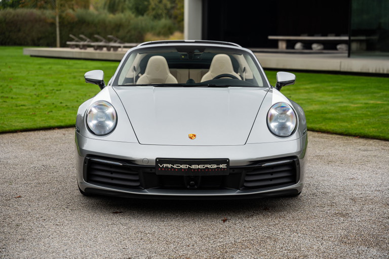 Porsche 992 Heritage Design Edition