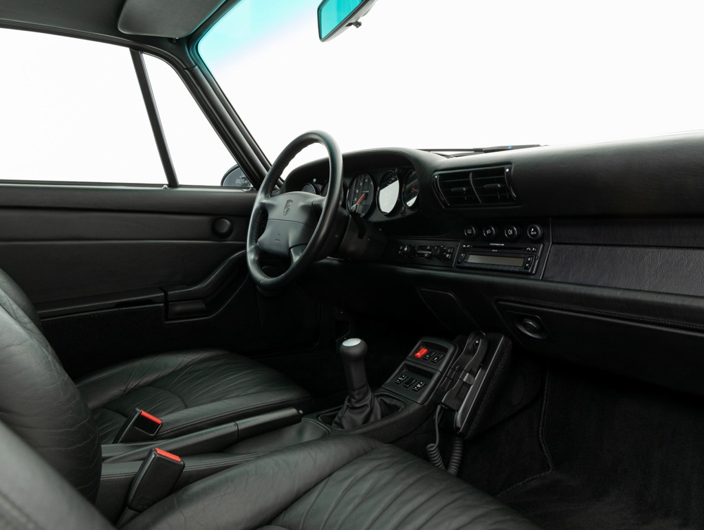 Porsche 993 Carrera 4S