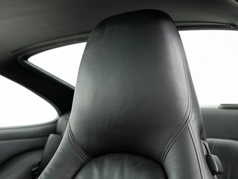 Porsche 993 Carrera 4S
