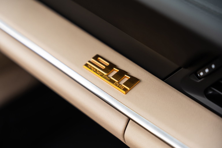 Porsche 992 Heritage Design Edition
