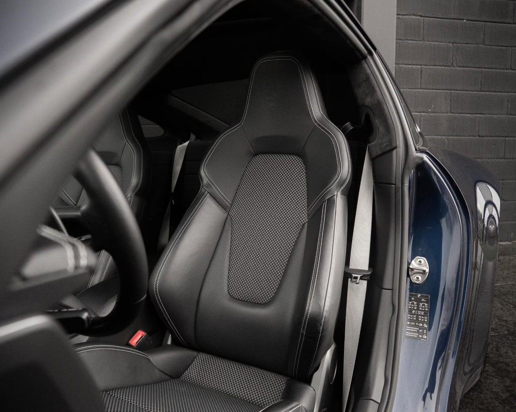 Porsche 992 Carrera S