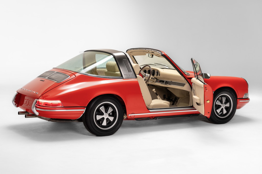 Porsche 911 T