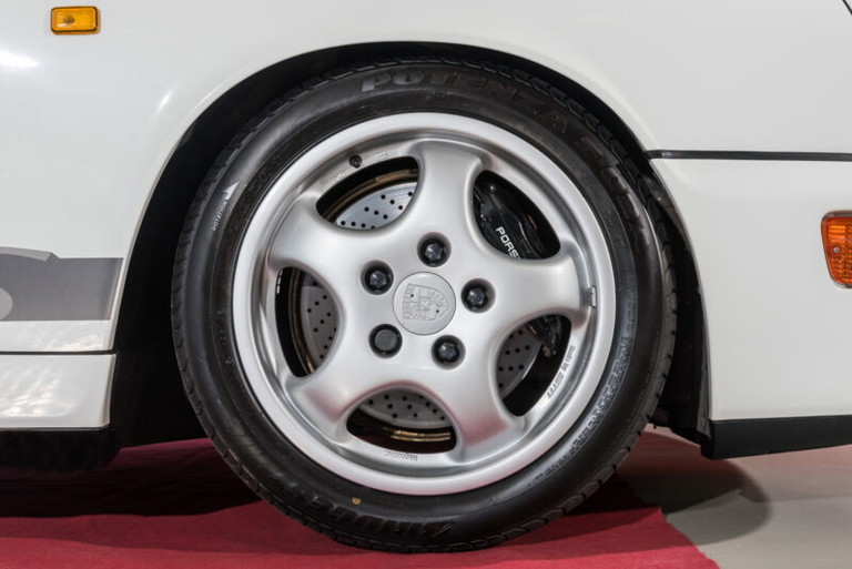 Porsche 964 Carrera RS