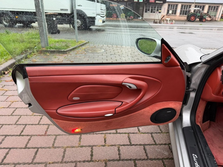 Porsche 996 Turbo