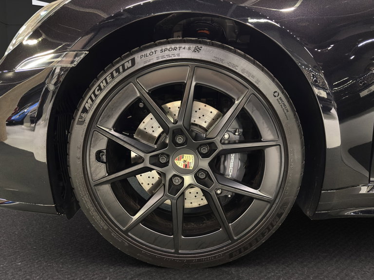 Porsche 992.2 Carrera