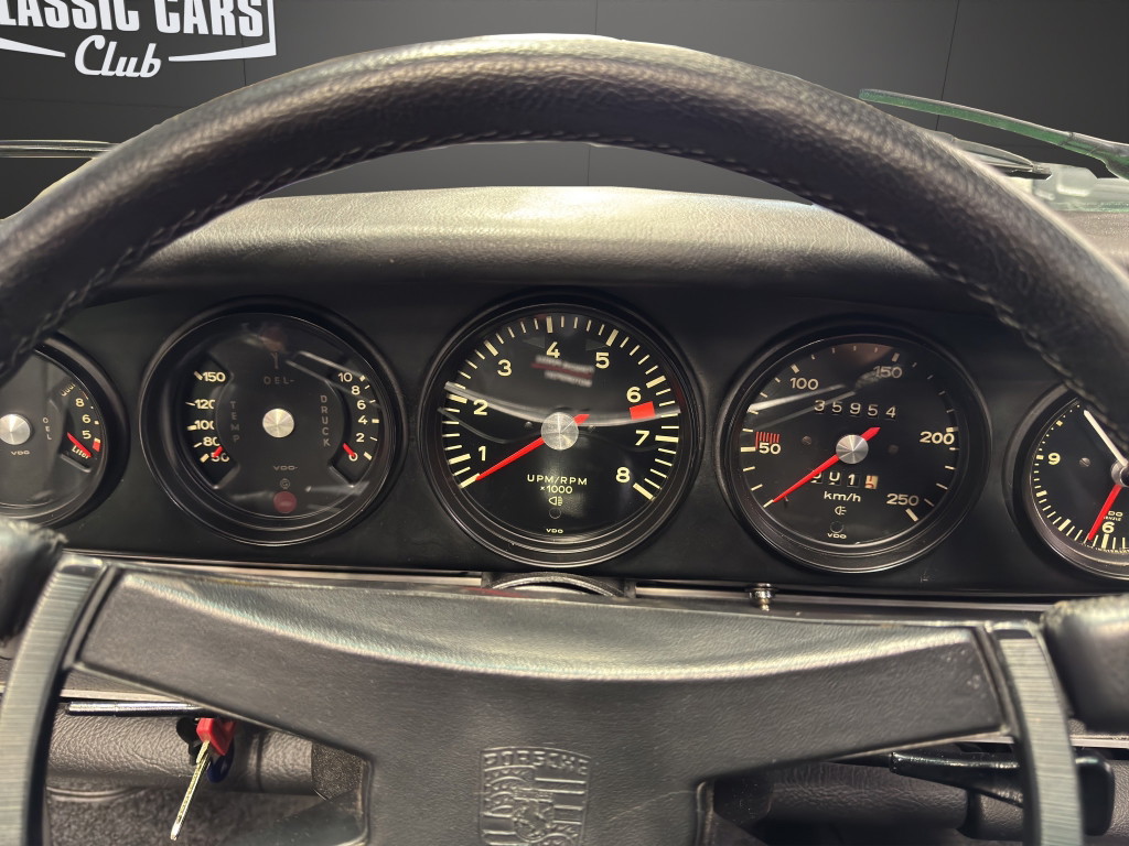 Porsche 911 T