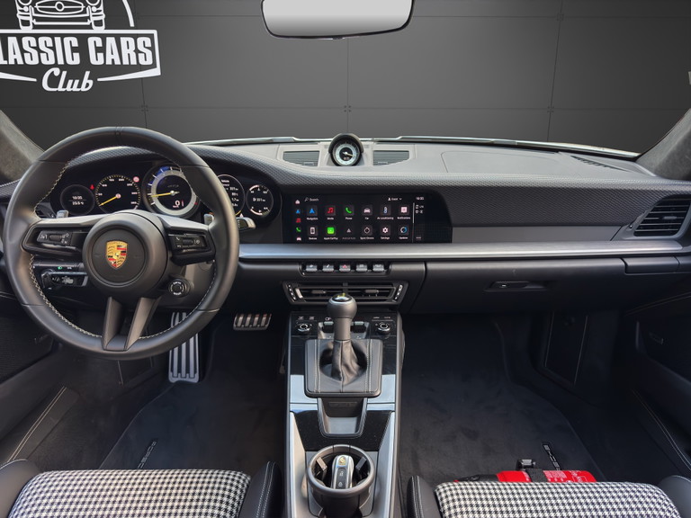 Porsche 992 GT3 Touring