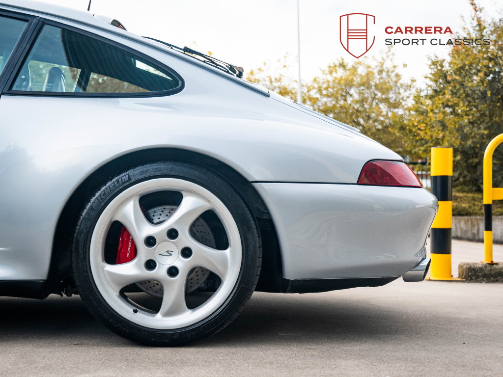 Porsche 993 Carrera 4S