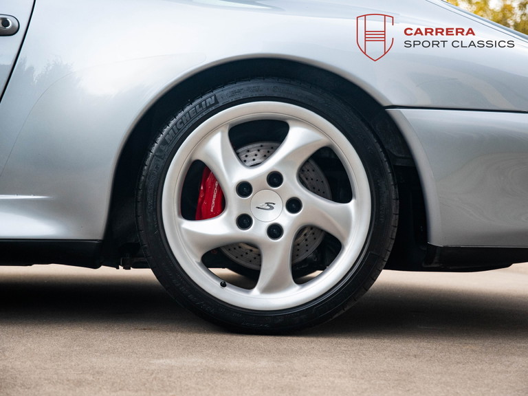 Porsche 993 Carrera 4S