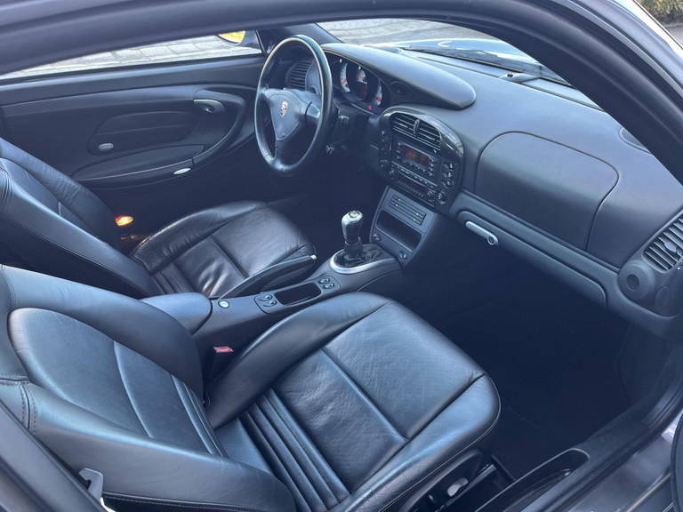 Porsche 996.2 Carrera 4S