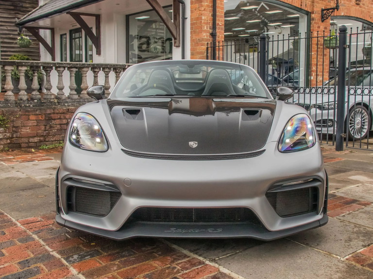 Porsche 718 Spyder RS