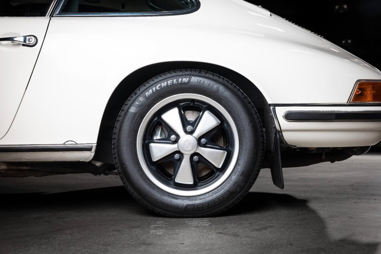 Porsche 911 T