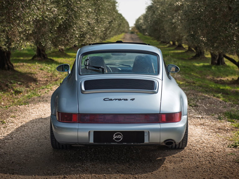 Porsche 964 Carrera 4