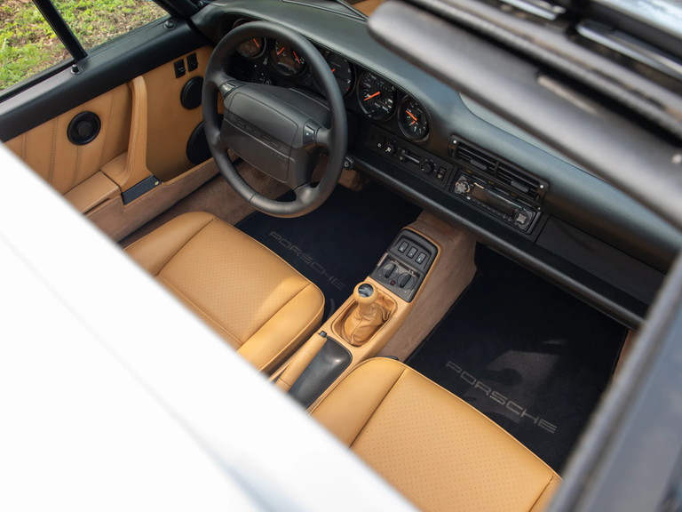 Porsche 964 Carrera 4