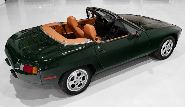 Porsche 928