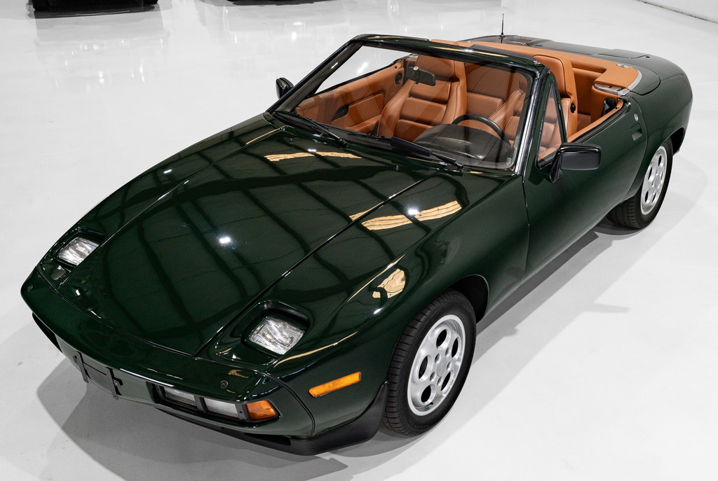 Porsche 928
