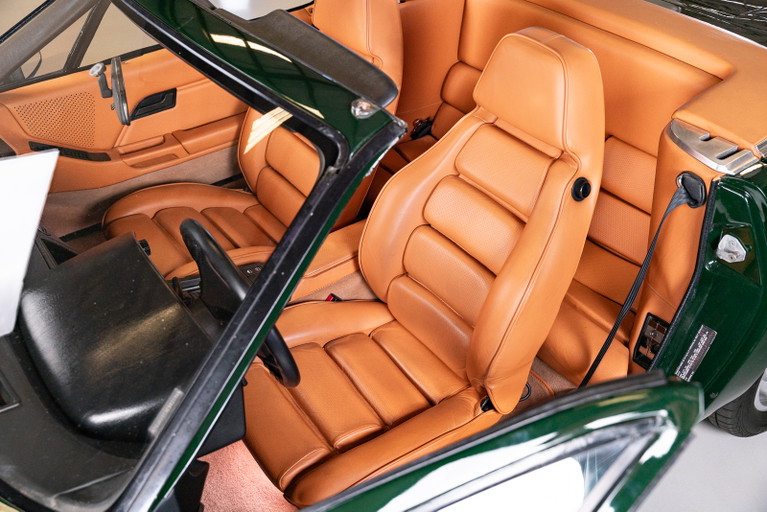 Porsche 928