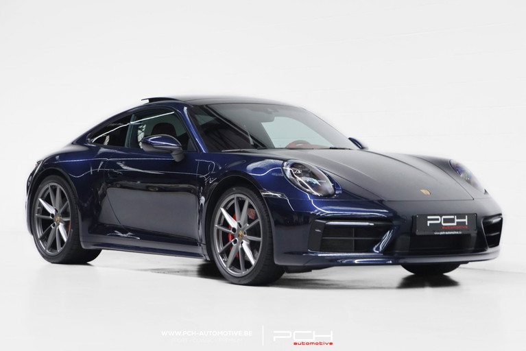 Porsche 992 Carrera 4S