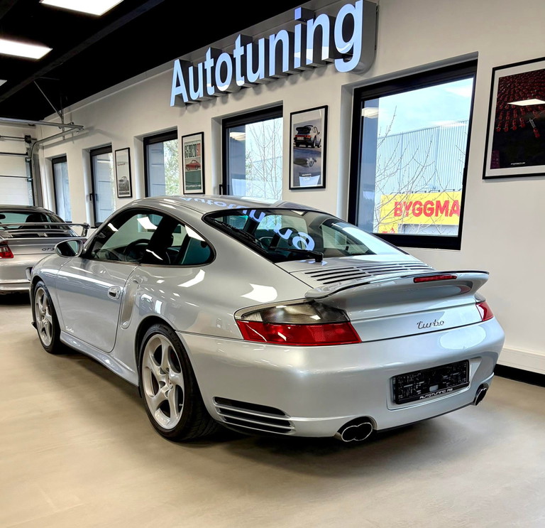Porsche 911 Backdate