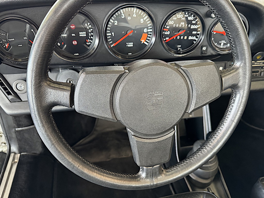 Porsche 911 SC