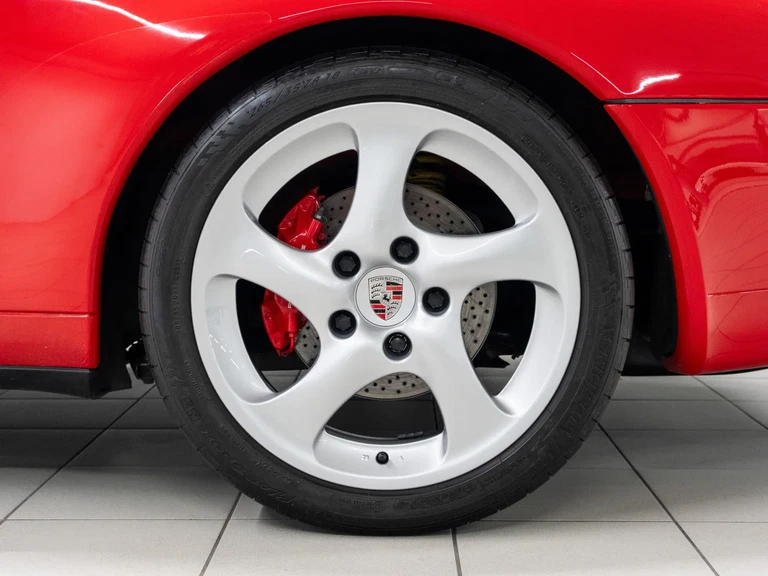 Porsche 993 Carrera 4