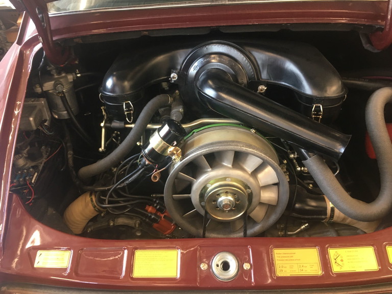 Porsche 911 E