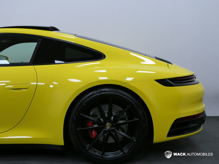 Porsche 992 Carrera 4S