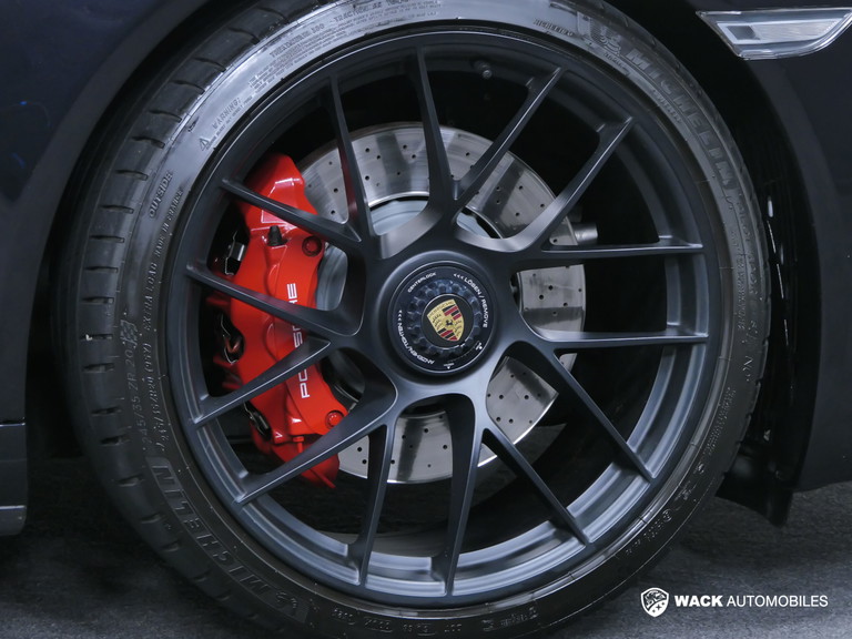 Porsche 991.2 Carrera GTS