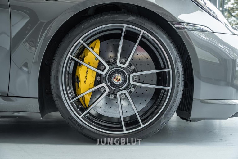 Porsche 992 Turbo S