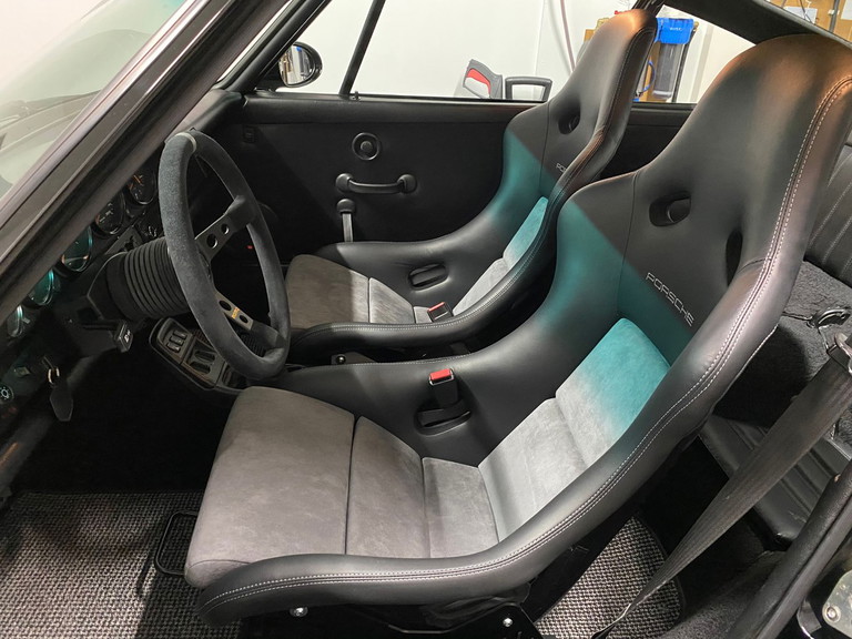 Porsche 964 Carrera 4