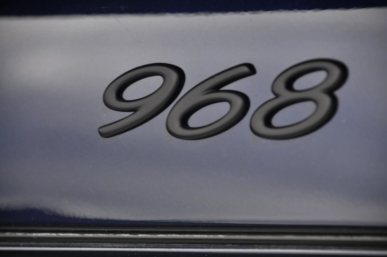Porsche 968